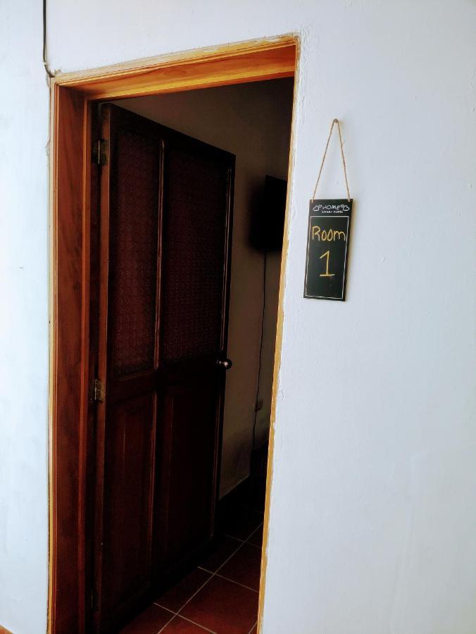 Francisco'S Rest House Hotel Antigua Dış mekan fotoğraf